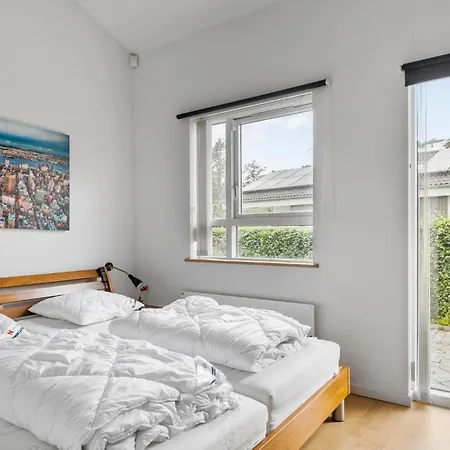 Feriehus 4 Værelses Dejlig Bolig I Odder
