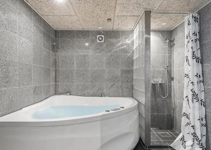 Semesterbostad Stunning In With Sauna Odder